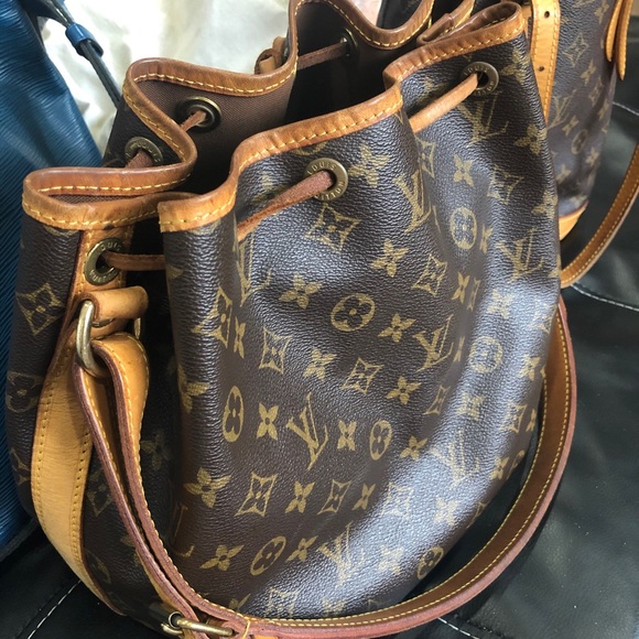 Lv bucket shoulder bag - Picture 2 of 12